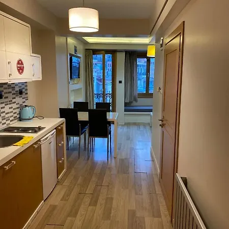 Apart-hotel Grand Loft *